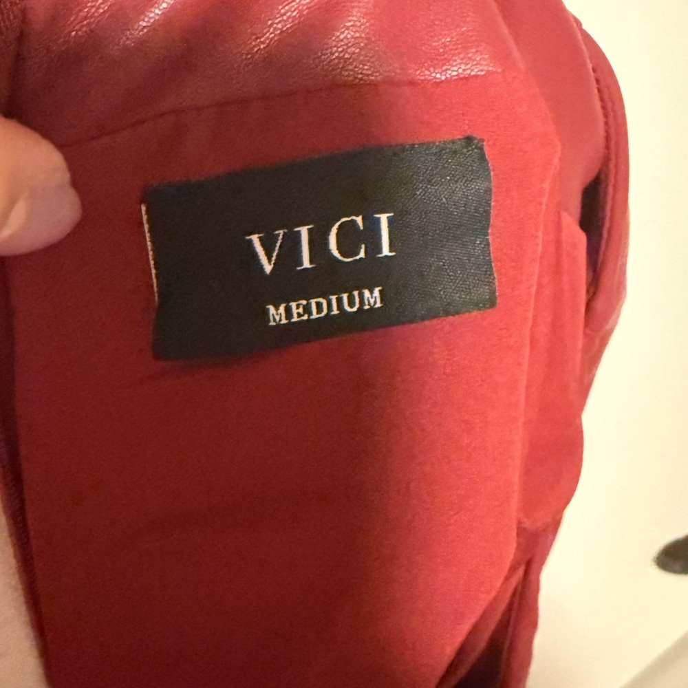VICI Red Leather Skirt Size M - Picture 3 of 3